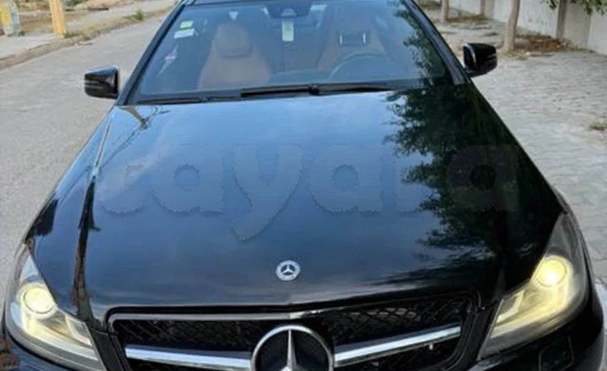 2014  Mercedes-Benz  Classe C