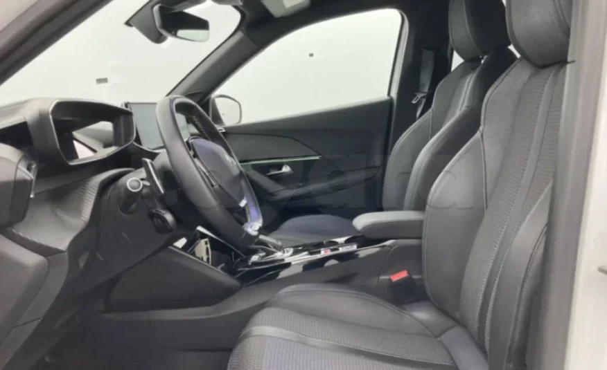 2020  Peugeot  2008