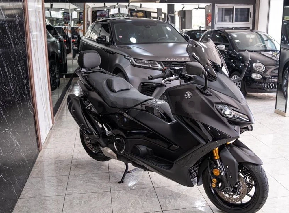 2023 Yamaha T-MAX 562 TECH MAX